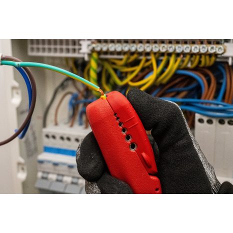 Odizolovač víceúčelový Milwaukee 4v1 4932498270 - 8