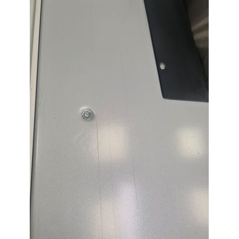 Použito - Elektrická stolní kotoučová pila Makita 2712 - 4