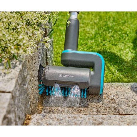 Aku multi čistič Gardena AquaBrush Universal P4A sada 14842-20 - 9