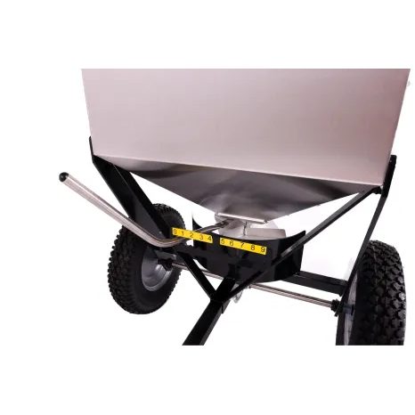 Tažné rozmetadlo za kultivátor VARES RVK 200 - 6