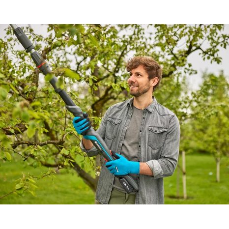 Aku teleskopické nůžky na větve Gardena HighCut 250/18V P4A SET 14774-20 - 8