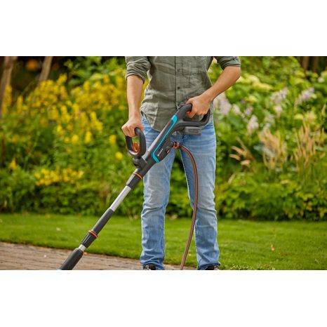 Aku multi čistič Gardena AquaBrush Universal P4A sada 14842-20 - 7