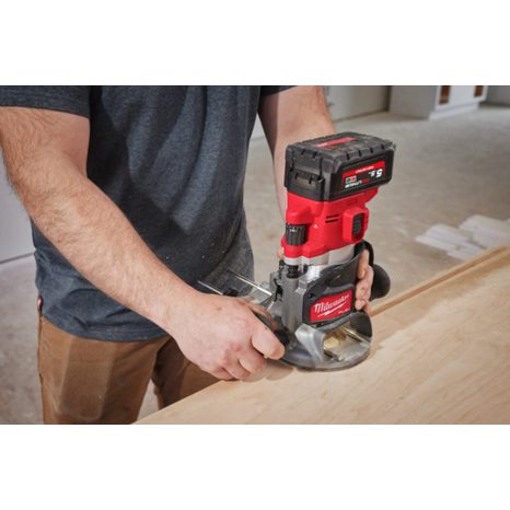 Aku horní frézka Milwaukee M18 FR12KIT-0P 12 mm 4933493305 - 6