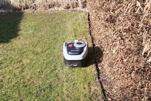 Testovali sme Segway Navimow i210E AWD: Spoľahlivý ťahúň s presnou navigáciou