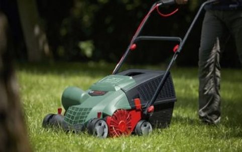 Jak a kdy na vertikutaci trávníku