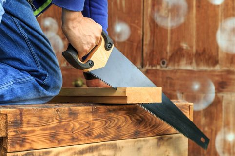Jak vybrat pilu na dřevo - typy a jejich využití