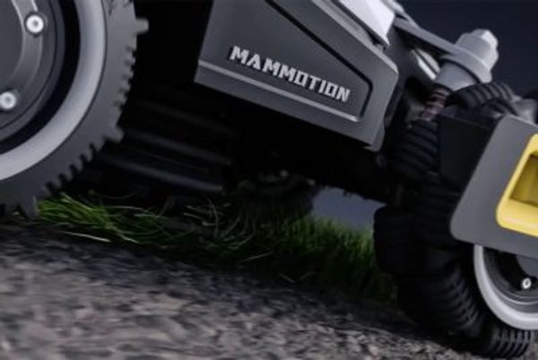 LUBA mini AWD - automatické sečení okraje trávníku