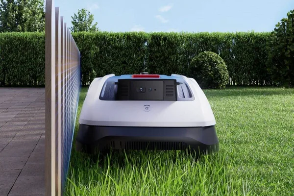 ECOVACS GOAT O800 - sečení okrajů
