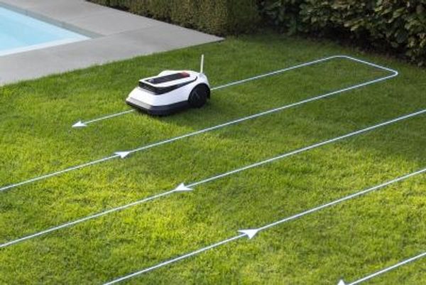 ECOVACS GOAT - adaptivní sečení trávníku