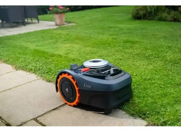 Robotická sekačka Segway Navimow i108E