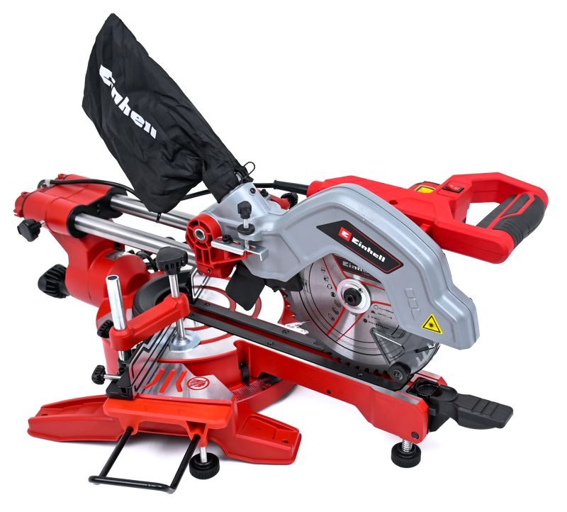 Pokosová pila s pojezdem (potahem)