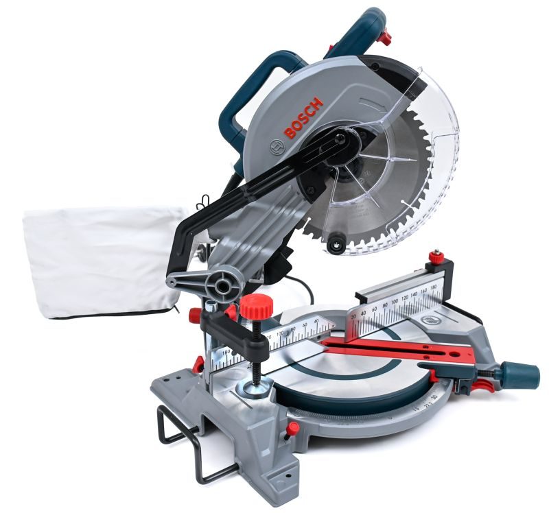 Pokosová pila bez pojezdu