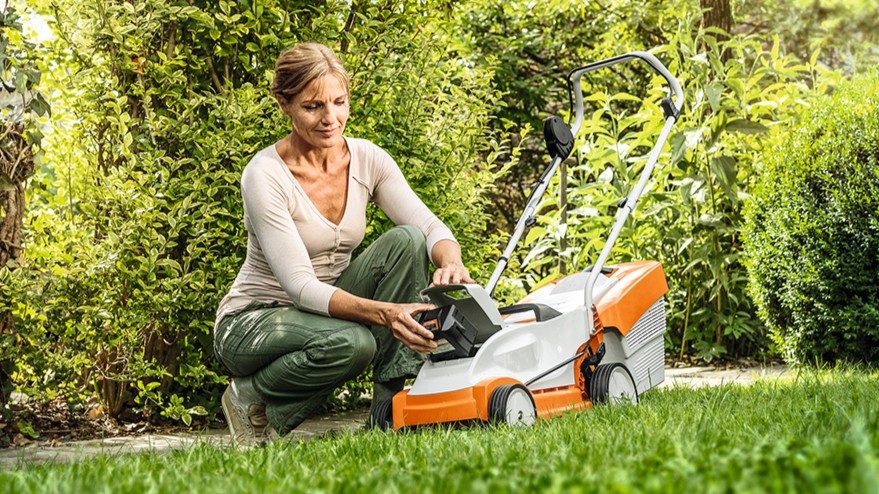 aku sekačka STIHL RMA 235
