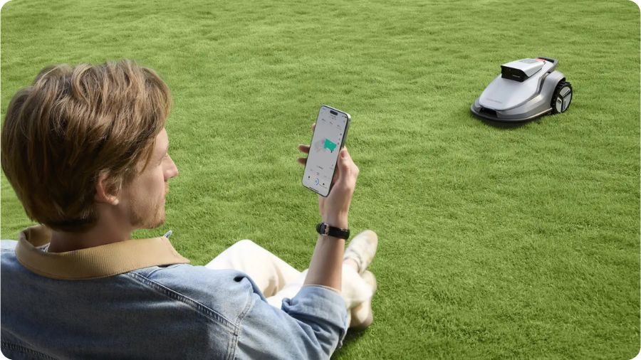 Ovládání robotické sekačky TerraMow přes mobilní aplikaci