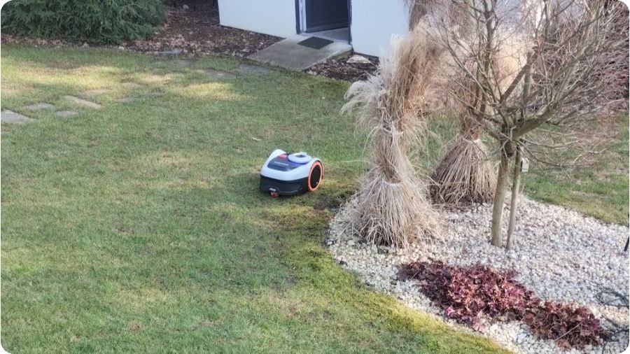 Testování Segway Navimow i210E AWD v reálné zahradě