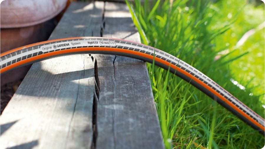 Kvalitní zahradní hadice Gardena z PVC
