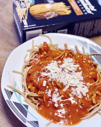 LowCarb Boloňská omáčka s těstovinami