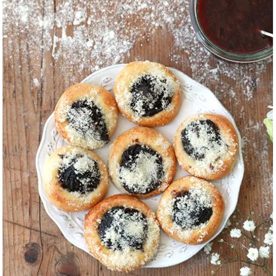 LowCarb tvarohové koláče s drobenkou a povidly - 4ks