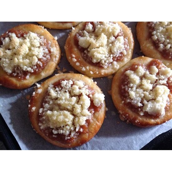 LowCarb tvarohové koláče s drobenkou a meruňkami