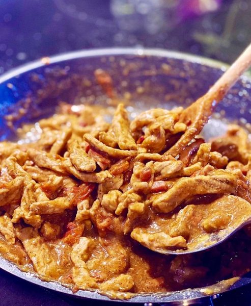 Vepřové nudličky na víně a pepři