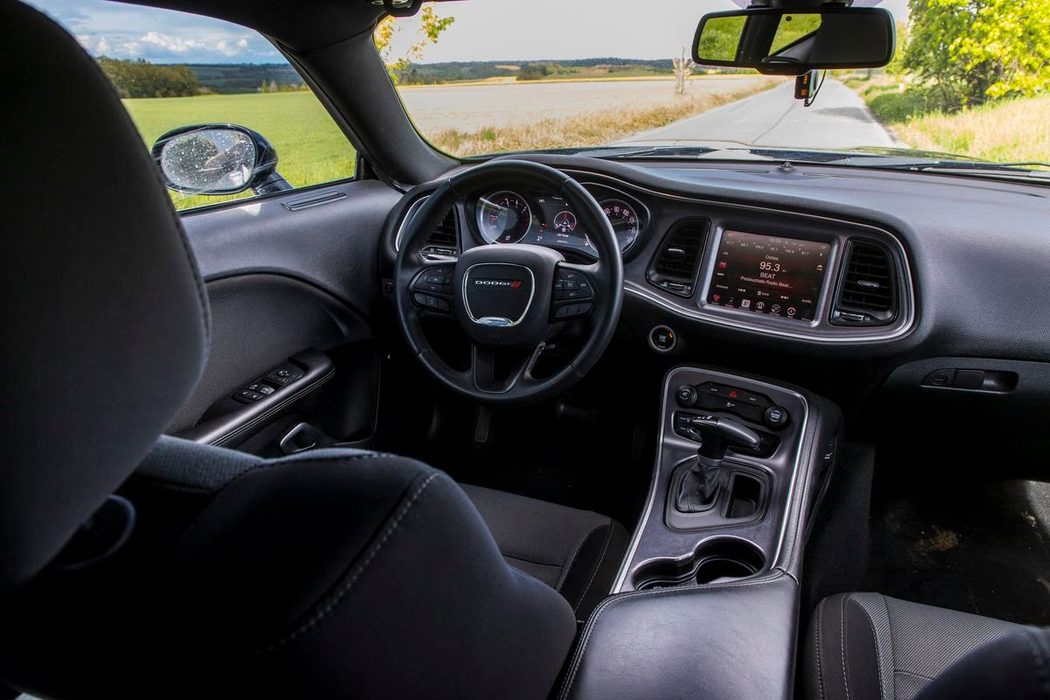 Dodge Challenger 2016