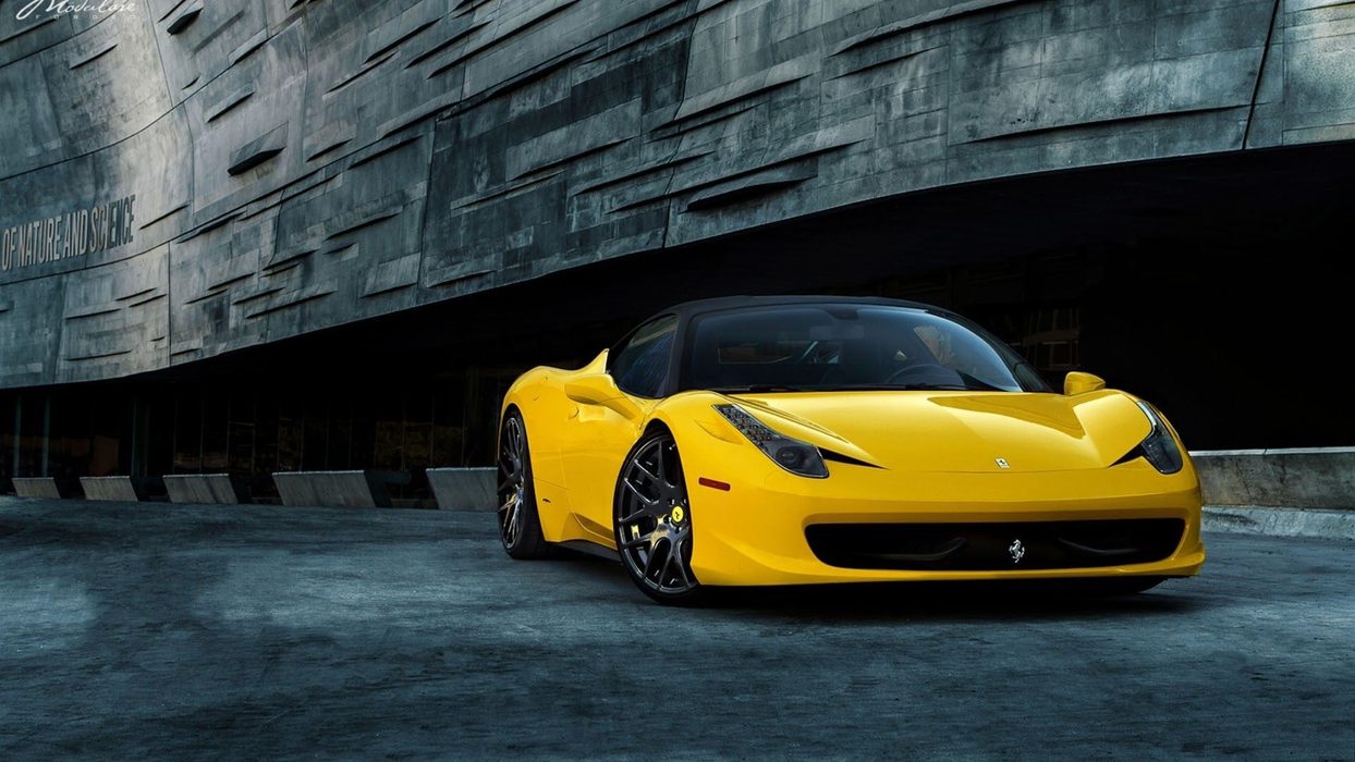 Půjčovna aut Ferrari