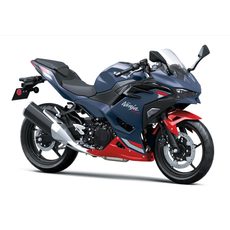 KAWASAKI NINJA 500 SE METALLIC MATTE TWILIGHT BLUE / CANDY PERSIMMON RED (BU1)2026