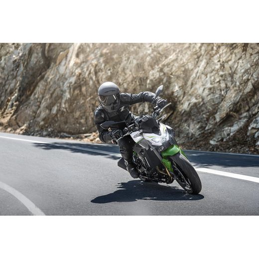 KAWASAKI Z900 PEARL BLIZZARD WHITE / PLASMA LIME GREEN 2027