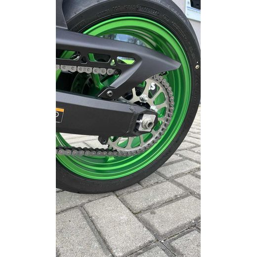 DEMO MOTOCYKEL KAWASAKI Z900 SE 2025