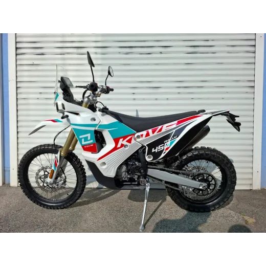 KOVE 450 RALLY KYB BIELO-ČERVENÁ 2025