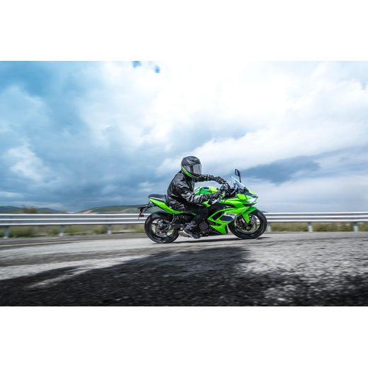 KAWASAKI NINJA 650 LIME GREEN 2027