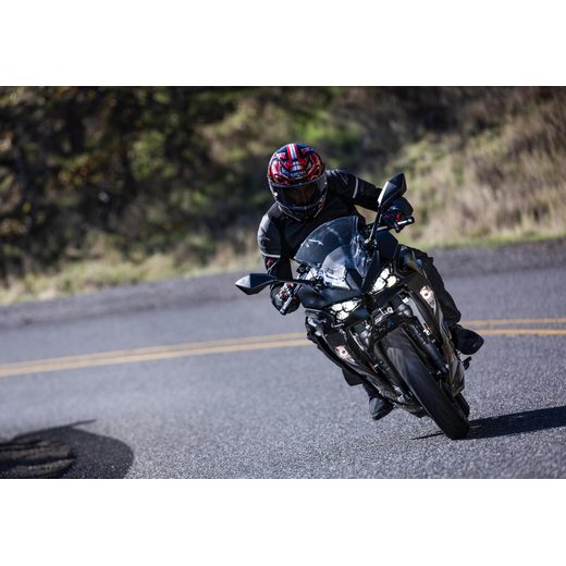 KAWASAKI NINJA 500 METALLIC FLAT SPARK BLACK / METALLIC SPARK BLACK (BK1) 2026