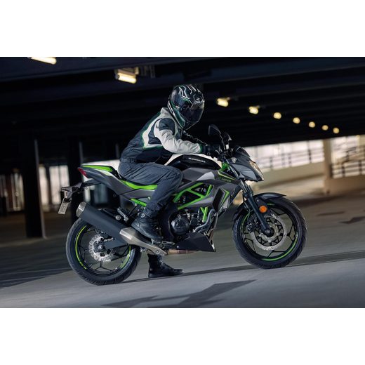 KAWASAKI Z125 PEARL STORM GREY / EBONY (GY1)2026