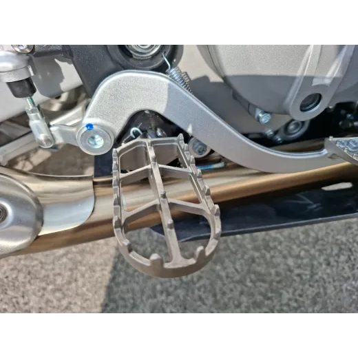 KOVE 450 RALLY KYB BIELO-ČERVENÁ 2025