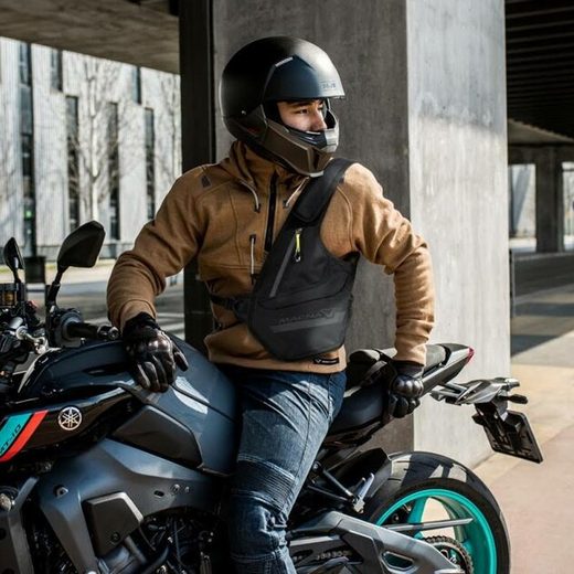 TAŠKA CEZ PLECE MACNA HOLSTER BAG