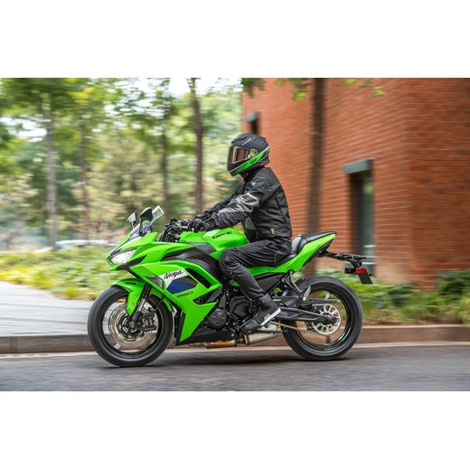 KAWASAKI NINJA 650 LIME GREEN 2027