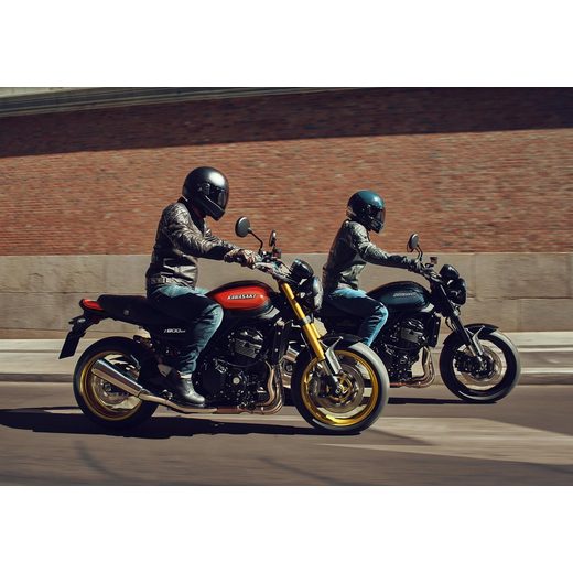KAWASAKI Z900RS SE ČIERNA & ČERVENÁ (BK1) 2026