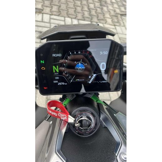 DEMO MOTOCYKEL KAWASAKI Z900 SE 2025