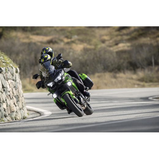 KAWASAKI VERSYS 650 CANDY LIME GREEN / METALLIC SPARK BLACK 2027