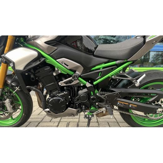 DEMO MOTOCYKEL KAWASAKI Z900 SE 2025
