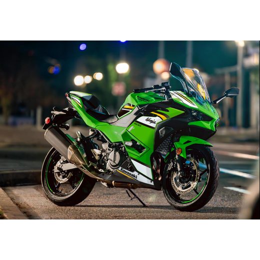 KAWASAKI NINJA 500 SE LIME GREEN / EBONY / PEARL BLIZZARD WHITE 2025