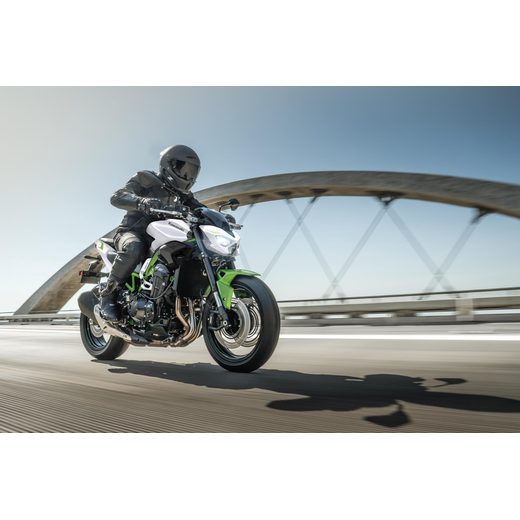 KAWASAKI Z900 PEARL BLIZZARD WHITE / PLASMA LIME GREEN 2027