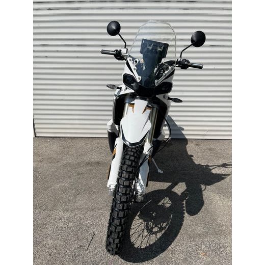 KOVE 450 RALLY KYB BIELO-ZLATÁ 2025