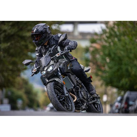 KAWASAKI Z500 METALLIC MATTE GRAPHENESTEEL GRAY / METALLIC FLAT SPARK BLACK (GY1) 2026