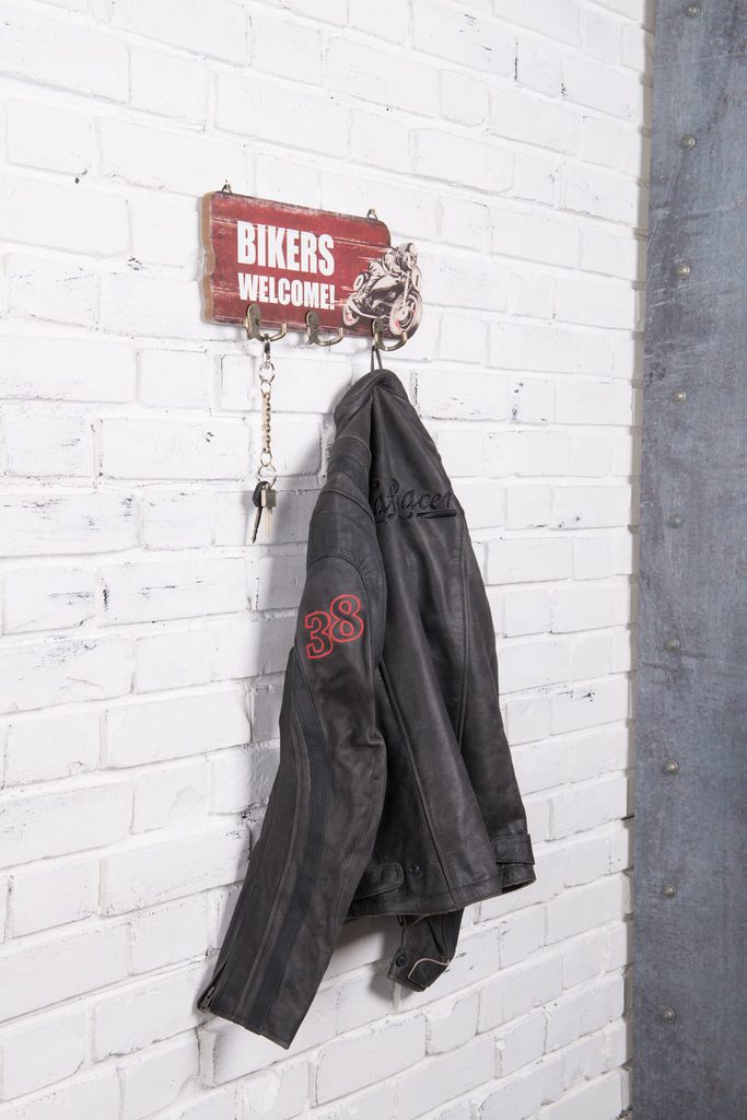Věšák na klíče pro motorkáře Dřevěný 