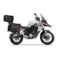 KOMPLETNÍ SADA BOČNÍCH ADVENTURE BRAŠEN SHAD TERRA TR40 A HLINÍKOVÉHO 55L VRCHNÍHO KUFRU, VČETNĚ MONTÁŽNÍ SADY SHAD BENELLI TRK 502X