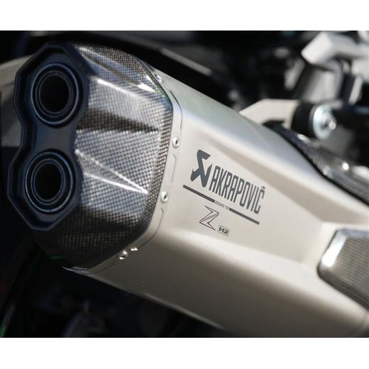 TITANOVÝ SPORTOVNÍ VÝFUK AKRAPOVIČ PRO KAWASAKI Z H2
