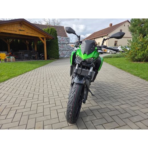 KAWASAKI Z500 CANDY LIME GREEN 2026