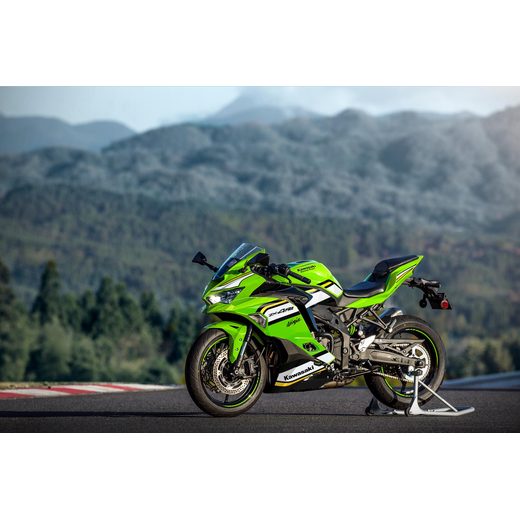 KAWASAKI NINJA ZX-4RR LIME GREEN 2025