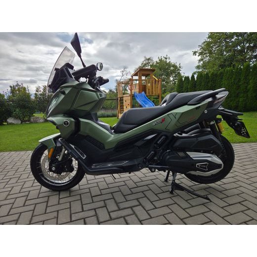 VOGE SR450X ZELENÁ